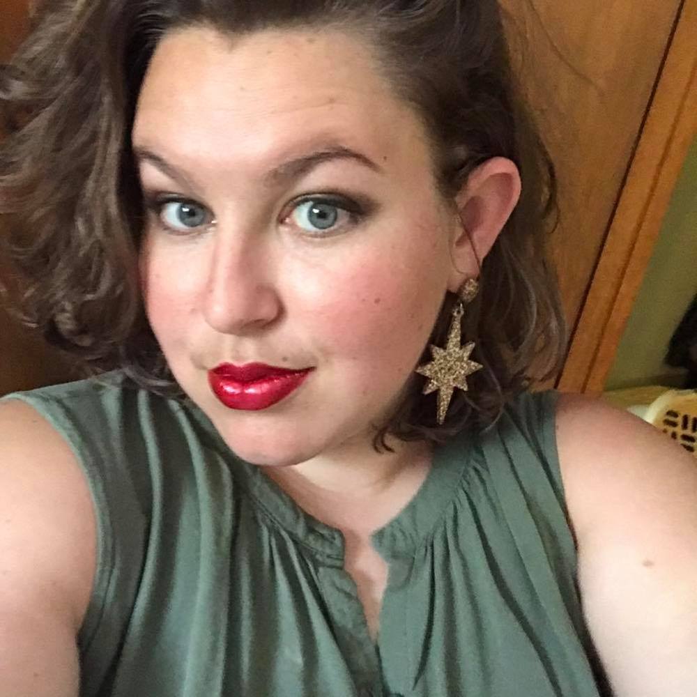 Meet your Posher, Noelle